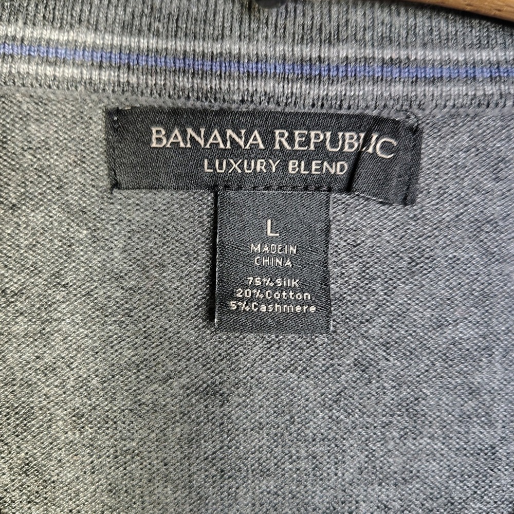 Banana Republic Sweater Mens Large Gray Silk Cashmere Blend Luxury Knit V-Neck - Picture 4 of 11